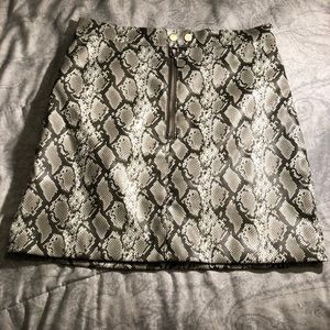Faux leather snake print skirt!